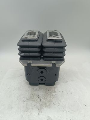 SK200-8 Foot Pilot Valve Assembly YN30V00105F2 Componenti per attrezzature da costruzione