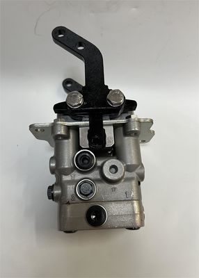 Valvola di controllo del colpo di PC200-7 KOMATSU, 702-16-01861 valvola idraulica del pedale del piede