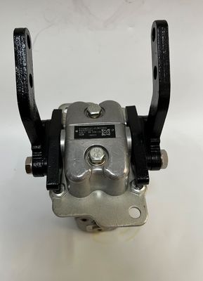 Valvola di controllo del colpo di PC200-7 KOMATSU, 702-16-01861 valvola idraulica del pedale del piede